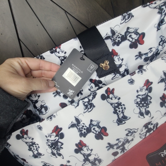 NWT Disney Minnie Mouse Large Tote/ Weekender Bag by Bioworld 22 x 14 x 7 - Picture 6 of 13